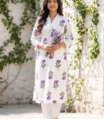 Women Floral Printed Regular Pure Cotton Kurta with Trousers