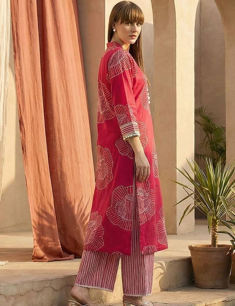 Women Floral Printed Regular Gotta Patti Pure Cotton Kurta with Trousers
