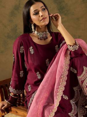 Ethnic Embroidered Zari Work Regular Sleeves Round Neck Silk Blend Kurta Set 2