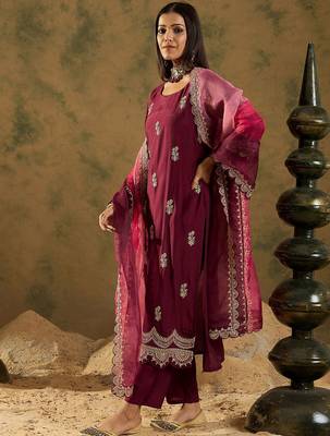 Ethnic Embroidered Zari Work Regular Sleeves Round Neck Silk Blend Kurta Set 5