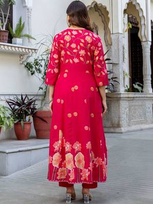 Women Floral Printed Regular  Cotton Kurta with Trousers & With Dupatta 3