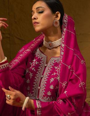 Floral Embroidered Notched Neck Pleated A-Line Kurta With Trousers & Dupatta 2