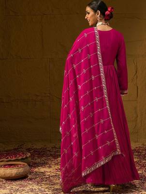 Floral Embroidered Notched Neck Pleated A-Line Kurta With Trousers & Dupatta 3