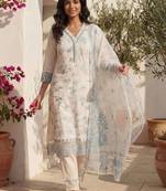 Women Floral Embroidered Regular Thread Work Kurta with Trousers & With Dupatta