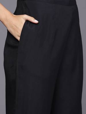 Women Floral Embroidered Regular Thread Work Kurta with Trousers & Dupatta 3