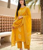 Women Ethnic Motifs Embroidered Regular Thread Work Pure Cotton Kurta with Trousers & With Dupatta