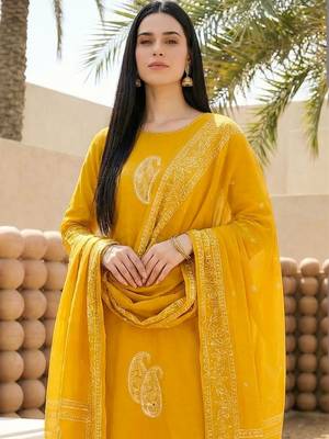 Women Ethnic Motifs Embroidered Regular Thread Work Pure Cotton Kurta with Trousers & With Dupatta 5