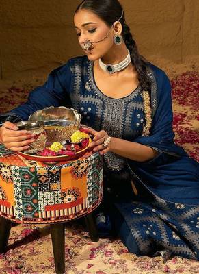 Ethnic Motifs Embroidered Zari Straight Kurta with Trousers & Dupatta 1