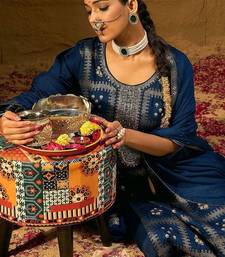 Ethnic Motifs Embroidered Zari Straight Kurta with Trousers & Dupatta