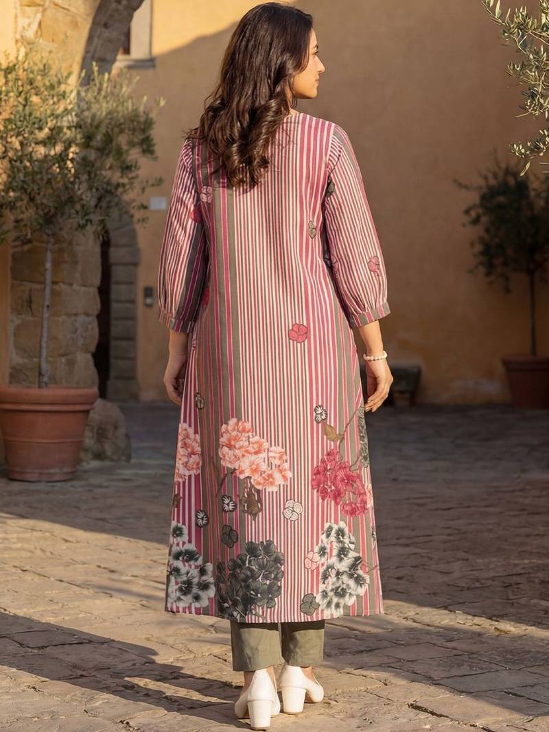 Women Floral Printed Panelled Pure Cotton Kurta with Trousers