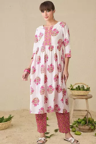 Floral Printed Notch Neck A-Line Pure Cotton Kurta With Trousers