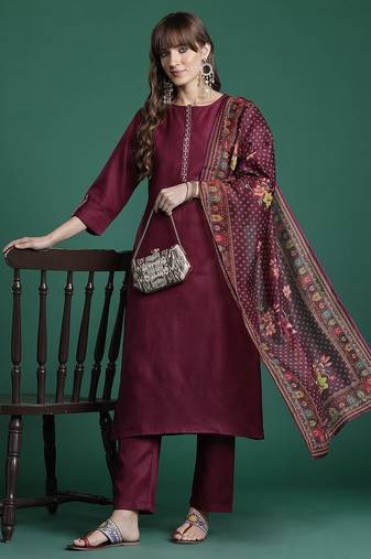 Ethnic Motifs Yoke Design Thread Work Kurta with Trousers & With Dupatta