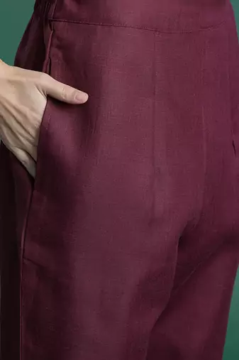 Ethnic Motifs Yoke Design Thread Work Kurta with Trousers & With Dupatta