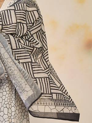 Women Printed Regular Thread Work Pure Cotton Kurta with Trousers & With Dupatta 5