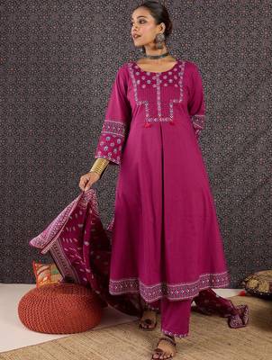 Women Ethnic Motifs Printed Pleated Thread Work Pure Cotton Kurta with Trousers & With Dupatta 1