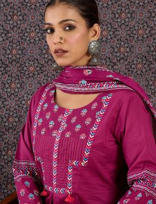 Women Ethnic Motifs Printed Pleated Thread Work Pure Cotton Kurta with Trousers & With Dupatta 2