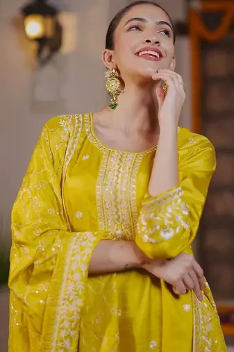 Women Ethnic Motifs Embroidered Regular Sequinned Kurta with Trousers & With Dupatta