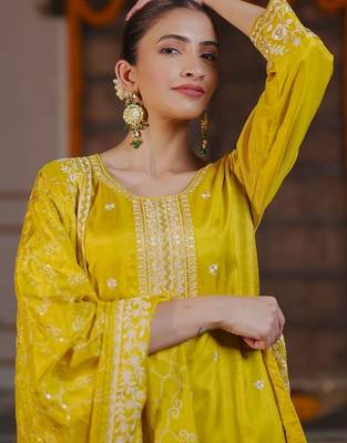 Women Ethnic Motifs Embroidered Regular Sequinned Kurta with Trousers & With Dupatta 2