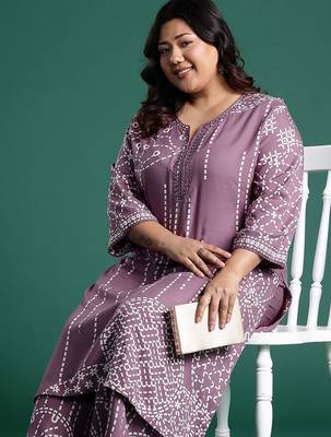 Women Printed Regular Thread Work Kurta with Palazzos 4