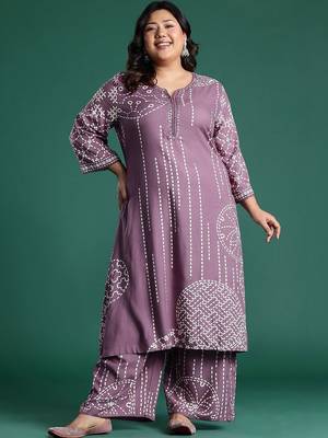 Women Printed Regular Thread Work Kurta with Palazzos 5