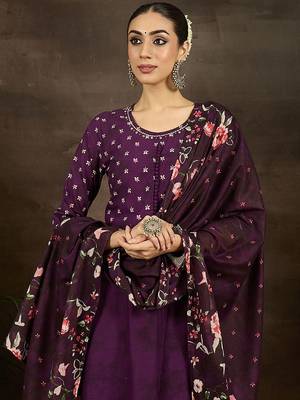 Floral Printed Pure Cotton Anarkali Kurta With Trousers & Dupatta 1