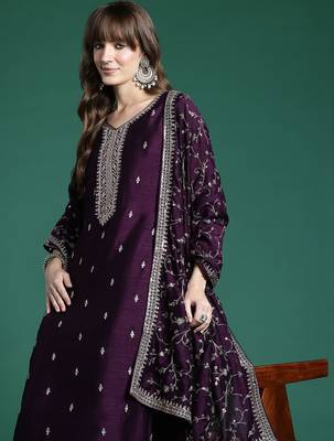 Ethnic Motifs Embroidered Kurta with Trousers & Dupatta 5