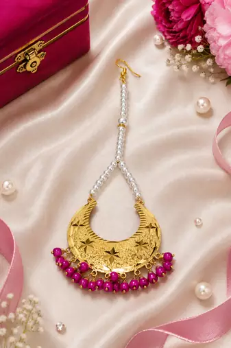 Golden chandbali rani pink beaded tikka