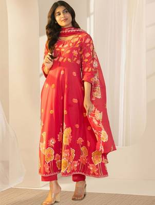 Women Floral Printed Regular Beads and Stones Pure Cotton Kurta with Trousers & With Dupatta 1
