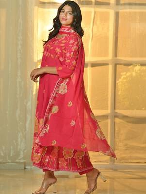 Women Floral Printed Regular Beads and Stones Pure Cotton Kurta with Trousers & With Dupatta 3