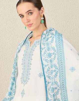 Floral Embroidered Straight Pure Cotton Kurta With Trousers & Dupatta 2