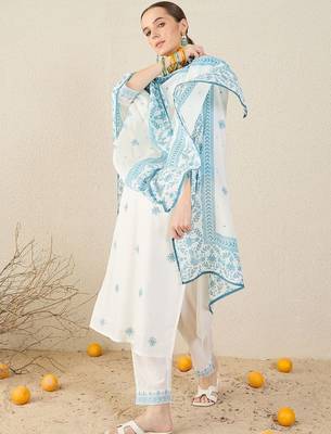 Floral Embroidered Straight Pure Cotton Kurta With Trousers & Dupatta 5