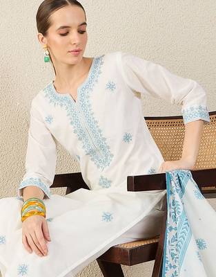 Floral Embroidered Straight Pure Cotton Kurta With Trousers & Dupatta 7