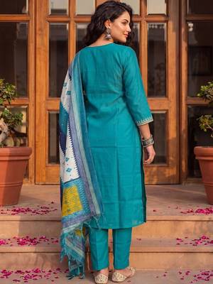 Women Ethnic Motifs Embroidered Regular Thread Work Kurta with Trousers & With Dupatta 4