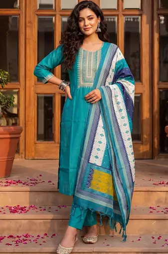 Women Ethnic Motifs Embroidered Regular Thread Work Kurta with Trousers & With Dupatta