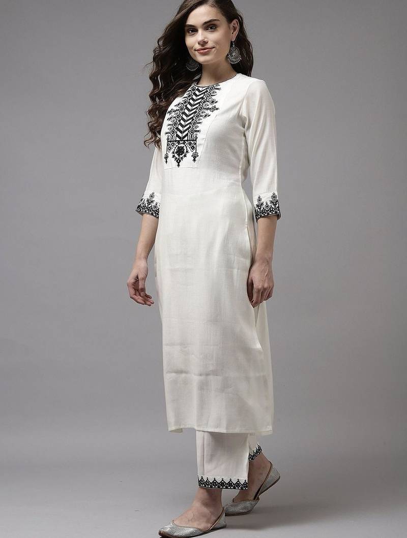 Ethnic Motifs Embroidered Regular Mirror Work Kurta With Palazzo And Dupatta