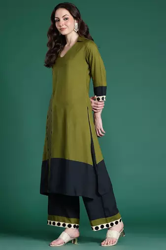 Geometric Printed Regular Kurta with Palazzos & With Dupatta