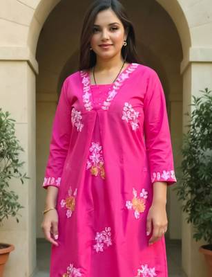 Women Floral Embroidered Pure Cotton Kurta with Trouser 2
