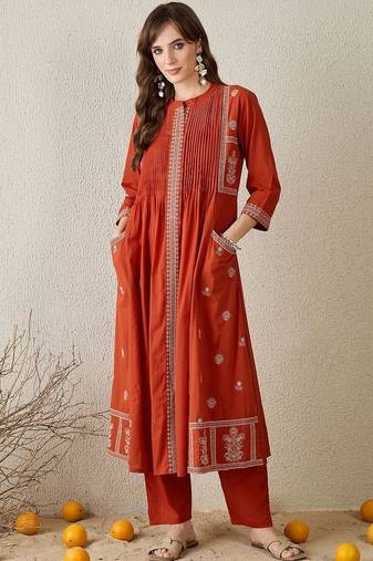 Women Ethnic Motifs Embroidered A-Line Cotton Kurta With Trousers