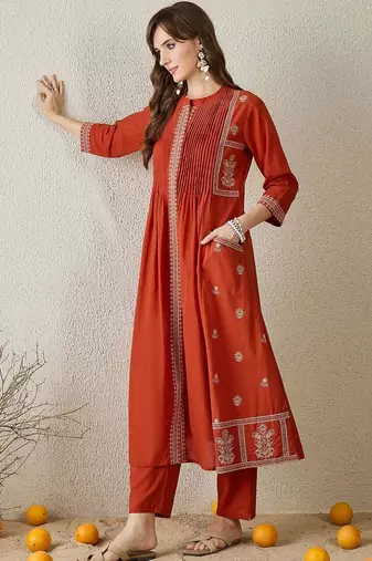 Women Ethnic Motifs Embroidered A-Line Cotton Kurta With Trousers