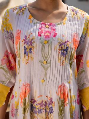 Floral Printed Round Neck Pleated Pure Cotton A-Line Kurta With Trouser 3