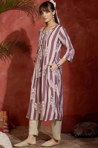 Women Floral Printed Regular Pure Cotton Kurta with Trousers