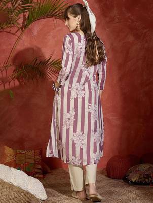 Women Floral Printed Regular Pure Cotton Kurta with Trousers 5