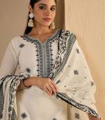 Women Ethnic Motifs  Cotton Kurta with Trousers & With Dupatta Kurta Sets