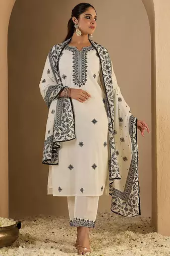 Women Ethnic Motifs Pure Cotton Kurta with Trousers & With Dupatta Kurta Sets