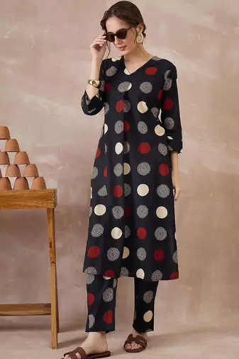 Women Printed Regular Pure Cotton Kurta with Trousers