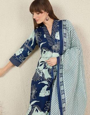 Women Floral Printed Cotton Kurta with Trousers & Dupatta 1