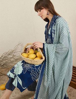 Women Floral Printed Cotton Kurta with Trousers & Dupatta 7