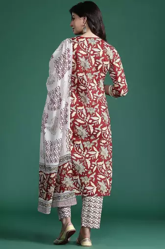Floral Printed Pure Cotton Kurta With Trousers & Dupatta
