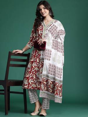 Floral Printed Pure Cotton Kurta With Trousers & Dupatta 7
