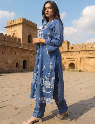Floral Embroidered Thread Work Pure Cotton Straight Kurta & Trousers With Dupatta 3